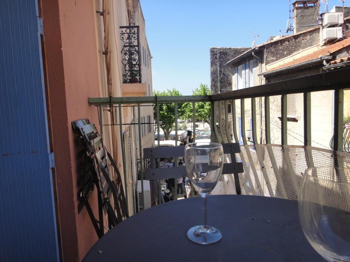 Le Petit Balcon De Cassis Apartman Kültér fotó